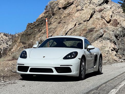 Used 2019 Porsche 718 Cayman image 26