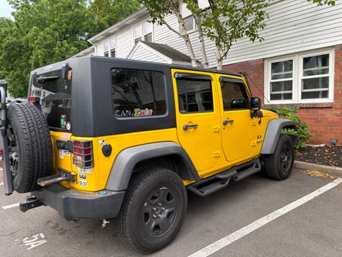 Used 2009 Jeep Wrangler Unlimited X image 10