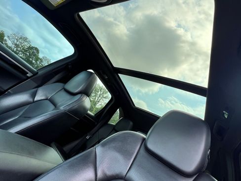 Used 2013 Porsche Cayenne S image 11