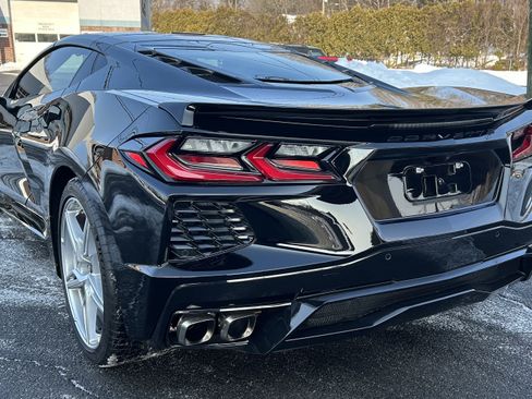 Used 2023 Chevrolet Corvette Stingray Coupe w/ 1LT image 4