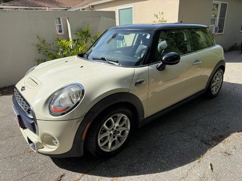 Used 2017 MINI Cooper S image 5