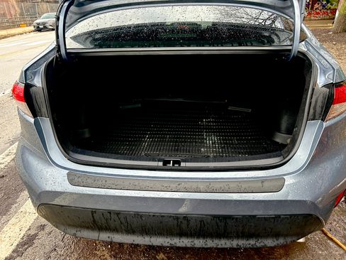 Used 2024 Toyota Corolla LE image 10