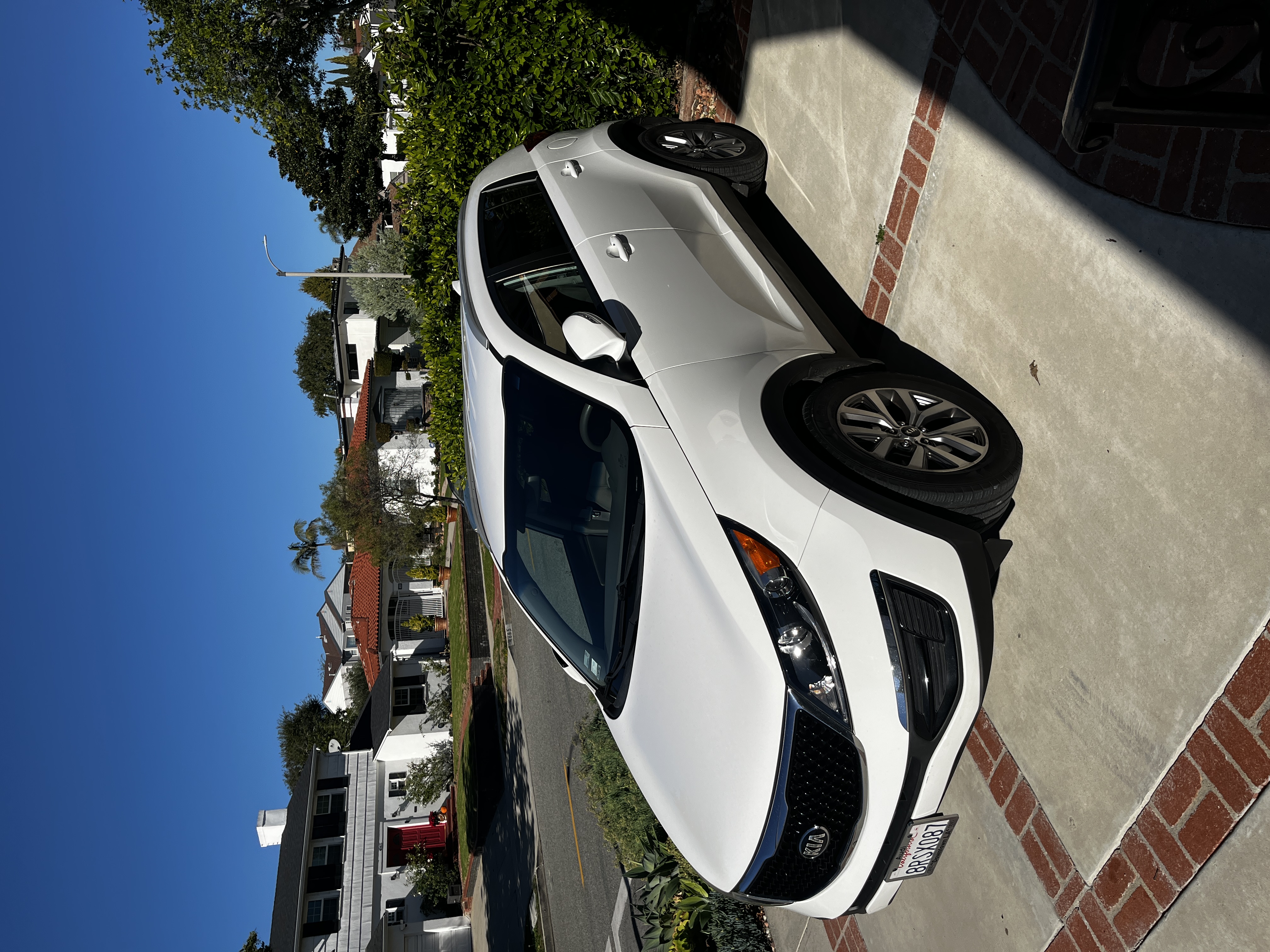 Used 2015 Kia Sportage LX FWD image 2