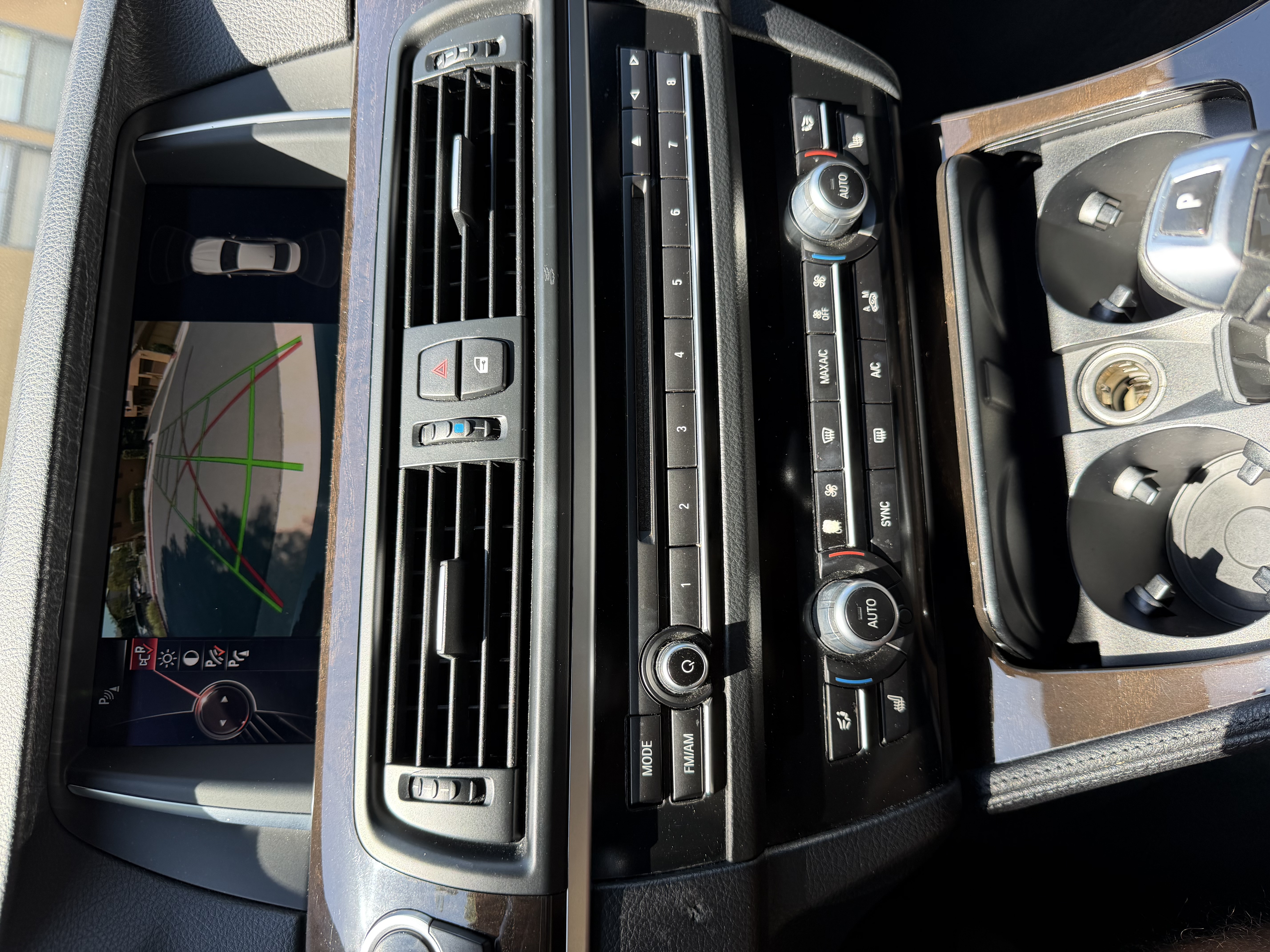 Used 2015 BMW 528i Sedan RWD image 12