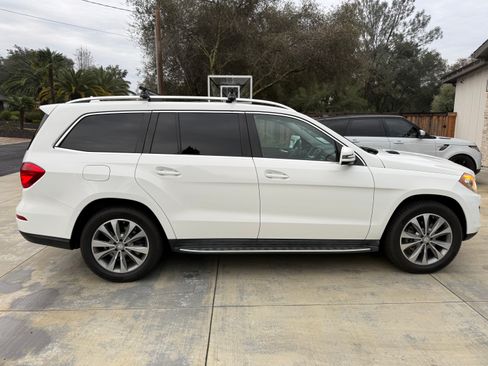 Used 2015 Mercedes-Benz GL 320 BlueTEC 4MATIC image 6