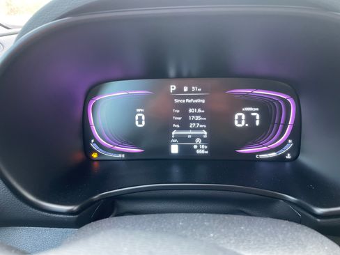 Used 2025 Kia Soul S image 11