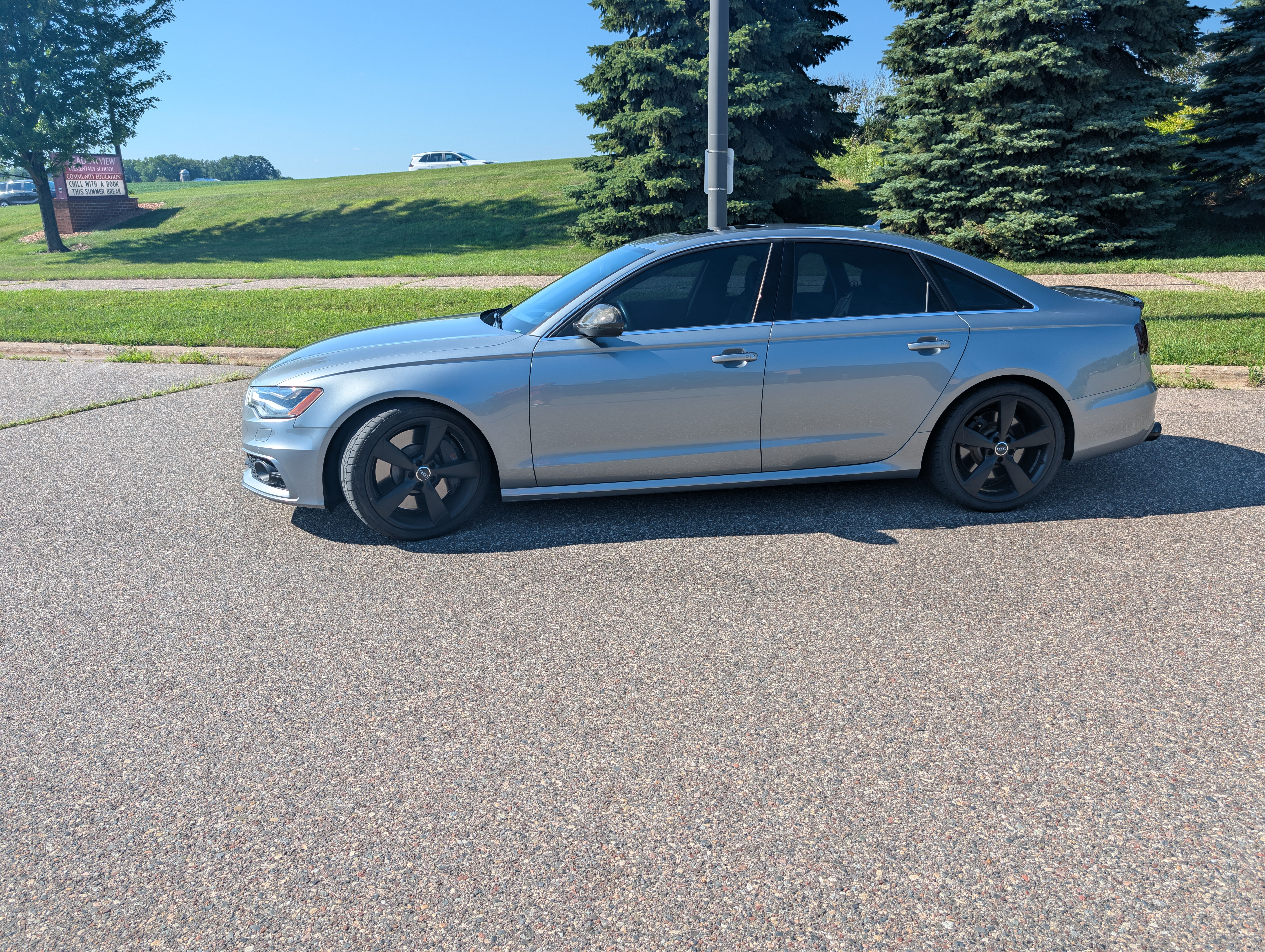 Used 2013 Audi S6 Prestige AWD/4WD image 2