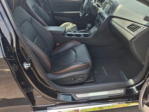 Used 2015 Hyundai Sonata Sport 2.0T w/ Option Group 07 image 16