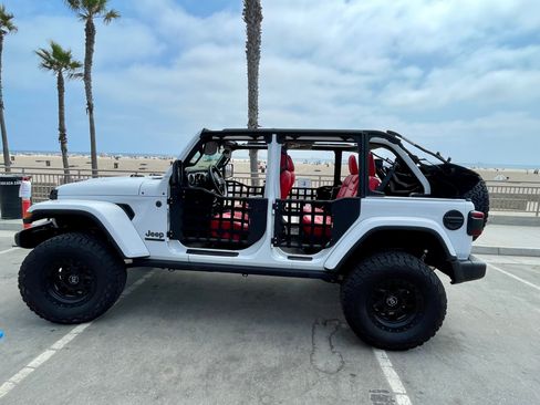 Used 2021 Jeep Wrangler Unlimited Sport image 2