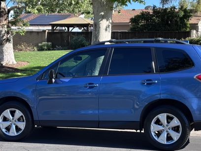 Used 2016 Subaru Forester 2.5i w/ Alloy Wheel Package