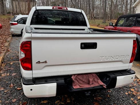 Used 2021 Toyota Tundra SR5 image 9