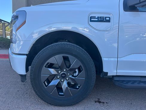 Used 2024 Ford F150 Lightning Flash image 15