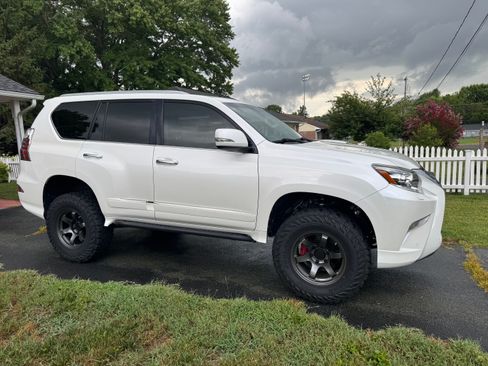 Used 2014 Lexus GX 460 Luxury AWD/4WD image 1
