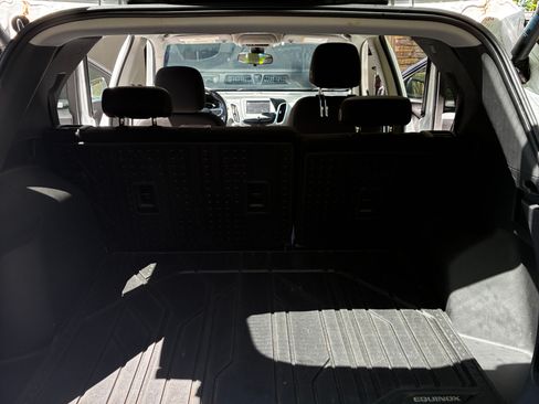 Used 2020 Chevrolet Equinox LT AWD/4WD image 11