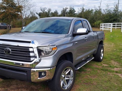 Used 2020 Toyota Tundra Limited image 2