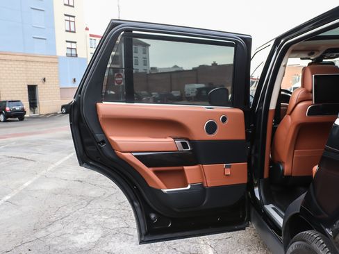 Used 2014 Land Rover Range Rover Long Wheelbase Autobiography image 28