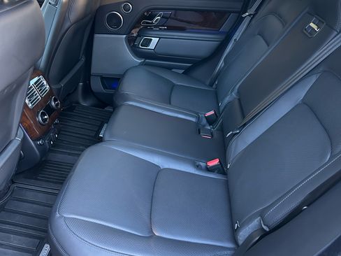 Used 2021 Land Rover Range Rover P525 Westminster Edition image 21