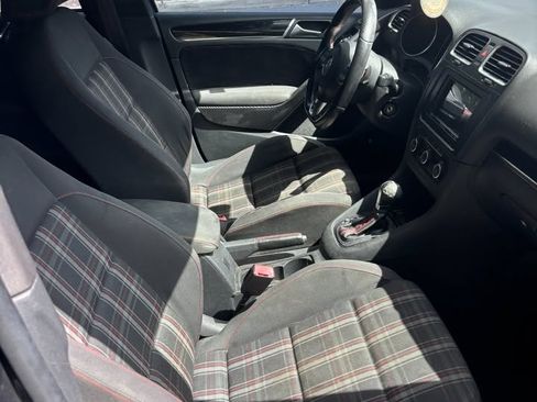 Used 2013 Volkswagen GTI 4-Door image 11