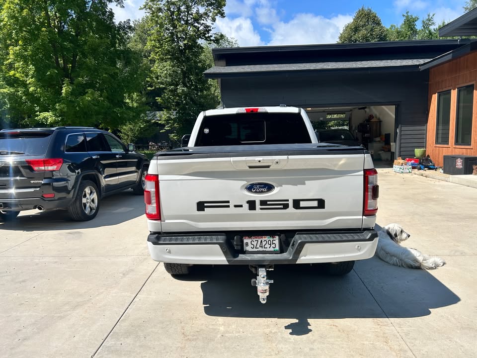 Used 2022 Ford F150 Lariat AWD/4WD image 4