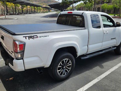 Used 2023 Toyota Tacoma TRD Sport RWD image 19
