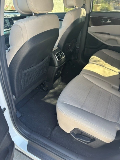 Used 2016 Kia Sorento FWD w/ LX Convenience Package image 8