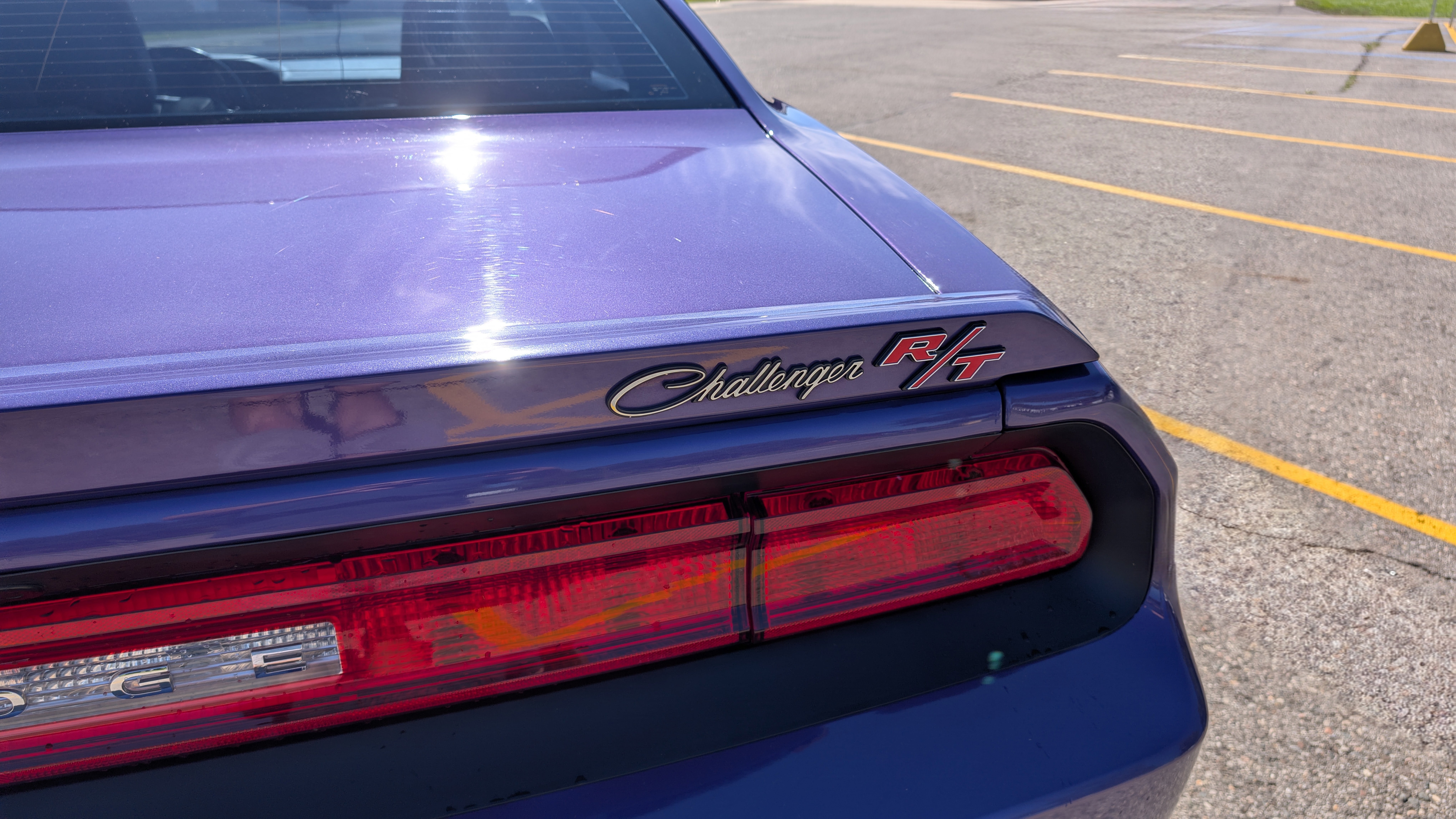 Used 2013 Dodge Challenger R/T RWD image 5