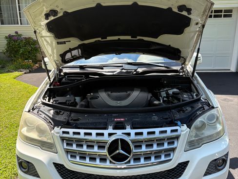 Used 2011 Mercedes-Benz ML 350 4MATIC image 11