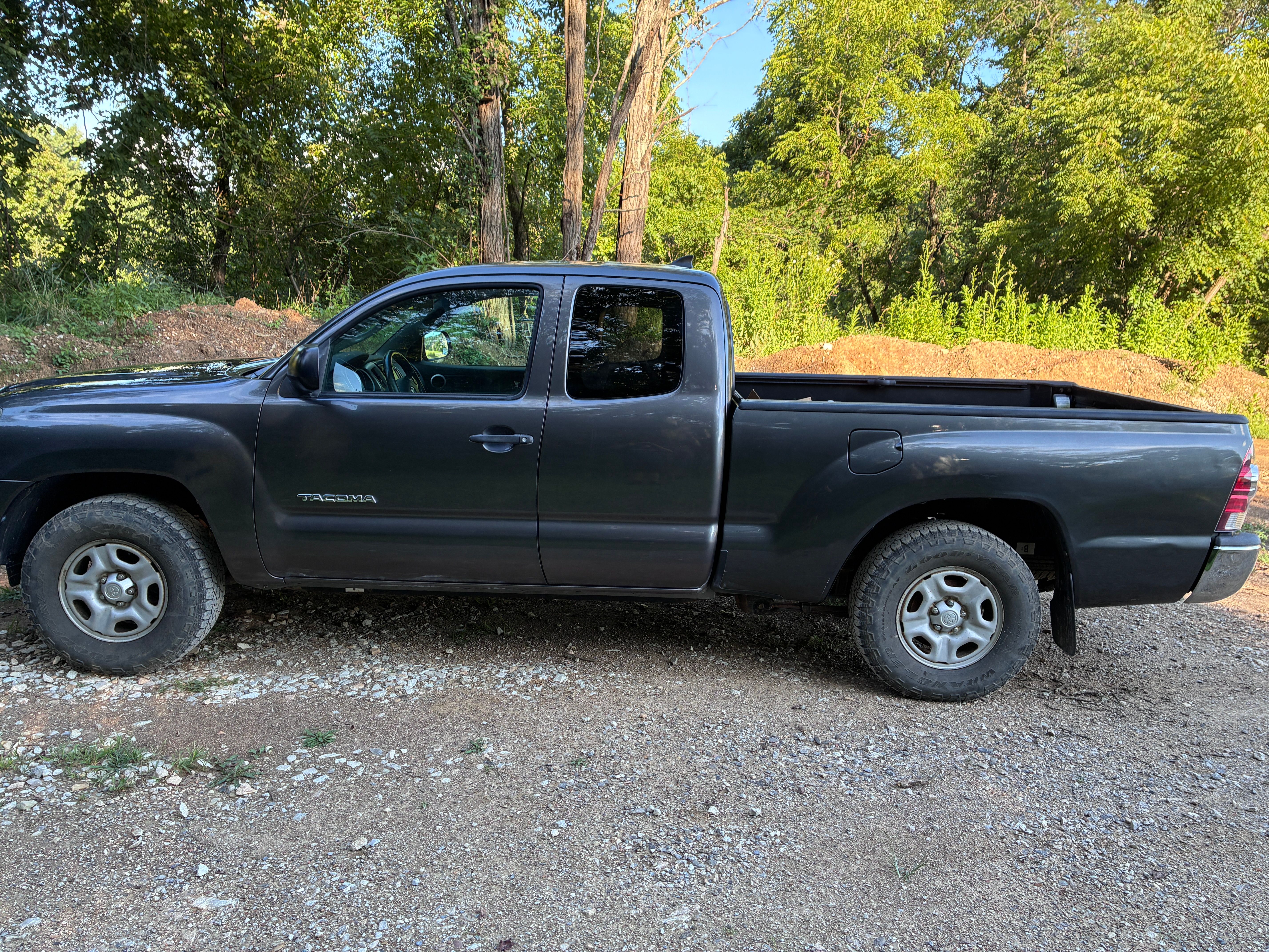 Used 2015 Toyota Tacoma 2WD Access Cab w/ SR5 Package image 9