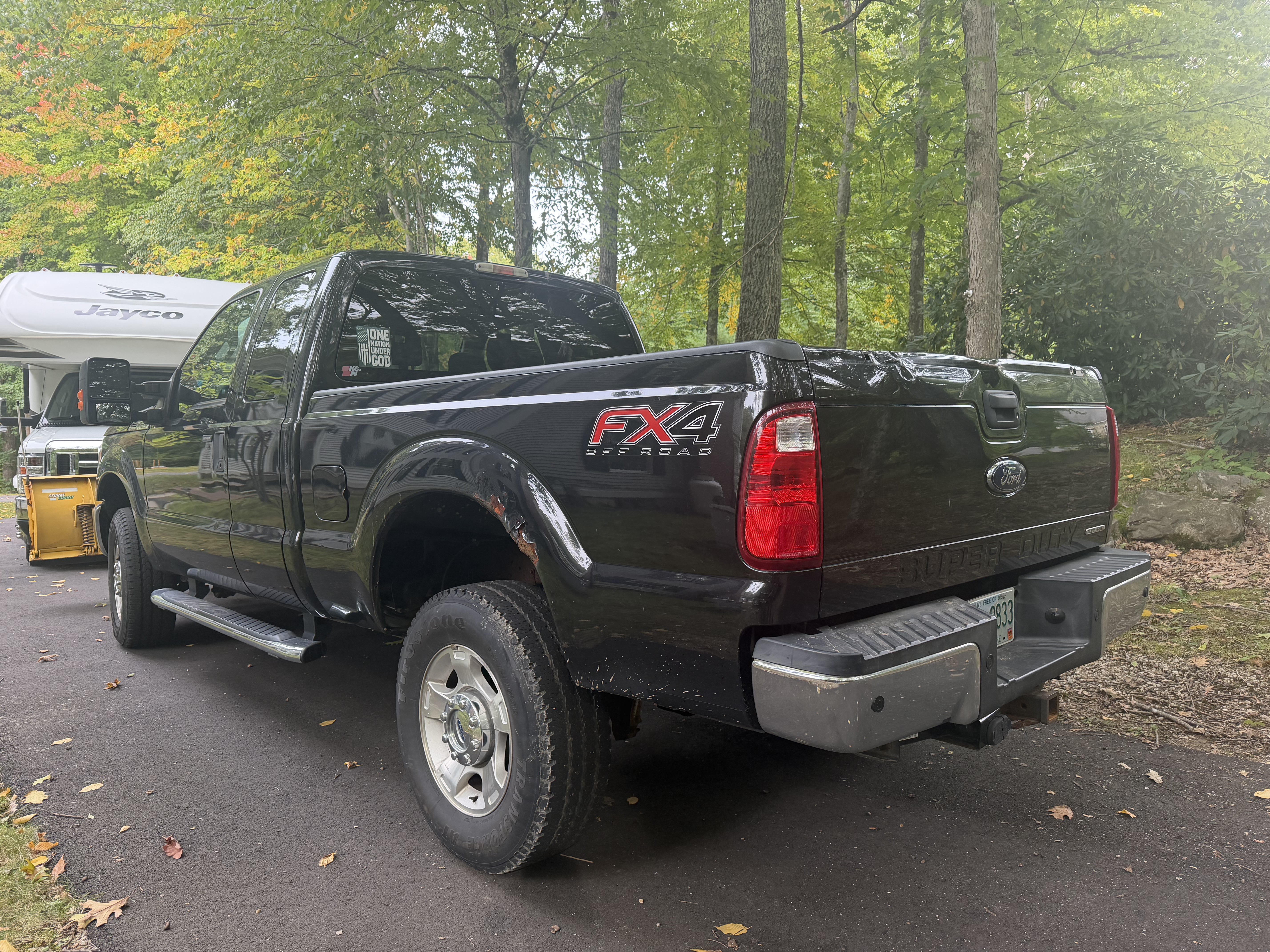 Used 2015 Ford F250 XLT w/ XLT Value Package AWD/4WD image 5