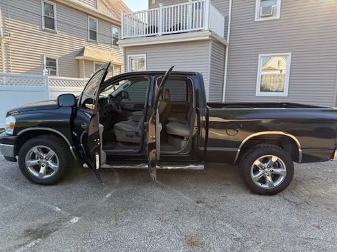 Used 2008 Dodge Ram 1500 Truck SLT image 11
