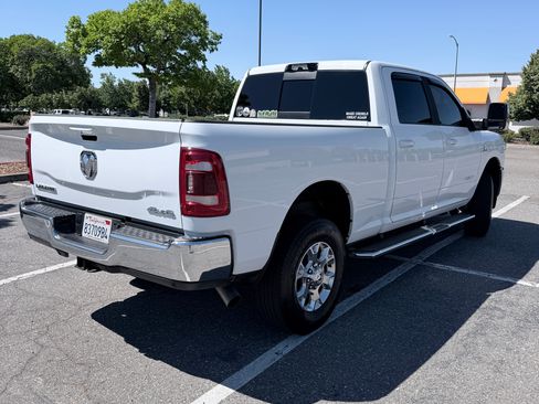 Used 2024 RAM 2500 Laramie AWD/4WD image 6