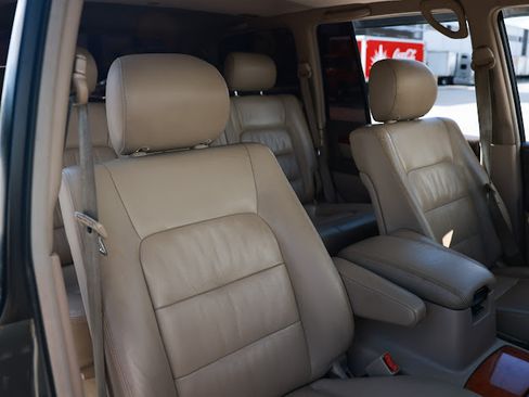 Used 2000 Lexus LX 470 4WD image 20