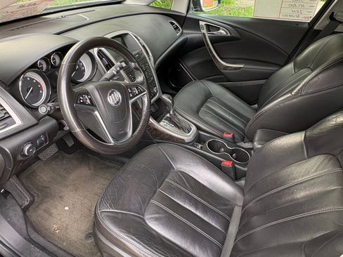 Used 2014 Buick Verano Leather FWD image 11