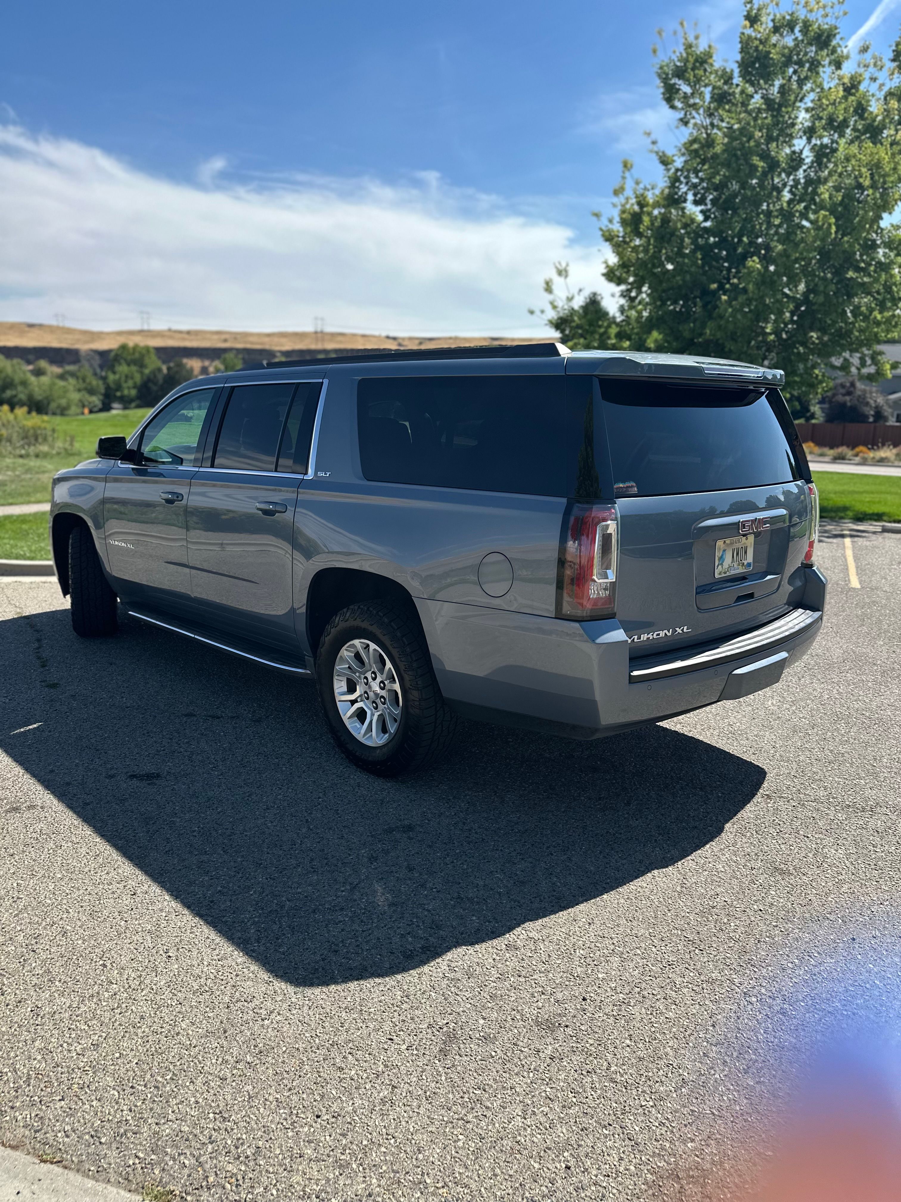 Used 2016 GMC Yukon XL SLT AWD/4WD image 10