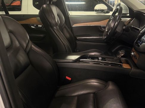 Used 2018 Volvo XC90 T6 Inscription w/ Convenience Package image 13