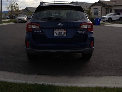 Used 2015 Subaru Outback 2.5i image 2