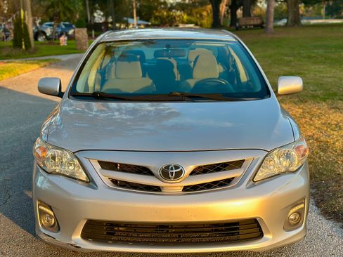 Used 2013 Toyota Corolla L image 2
