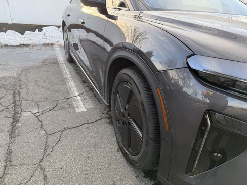 Used 2026 Lucid Gravity Grand Touring image 20