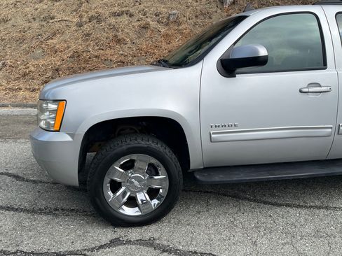 Used 2011 Chevrolet Tahoe LT AWD/4WD image 4