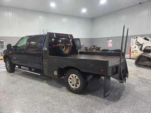Used 2006 Ford F250 XLT image 4