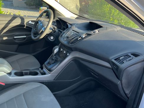 Used 2014 Ford Escape SE FWD image 9