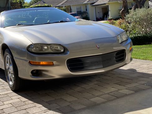 Used 1999 Chevrolet Camaro Z28 image 8