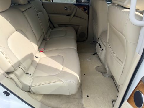 Used 2012 INFINITI QX56 2WD w/ Theater Pkg image 27