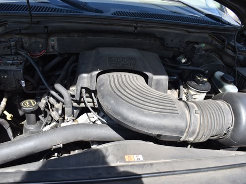 Used 2003 Ford F150 XLT RWD image 22