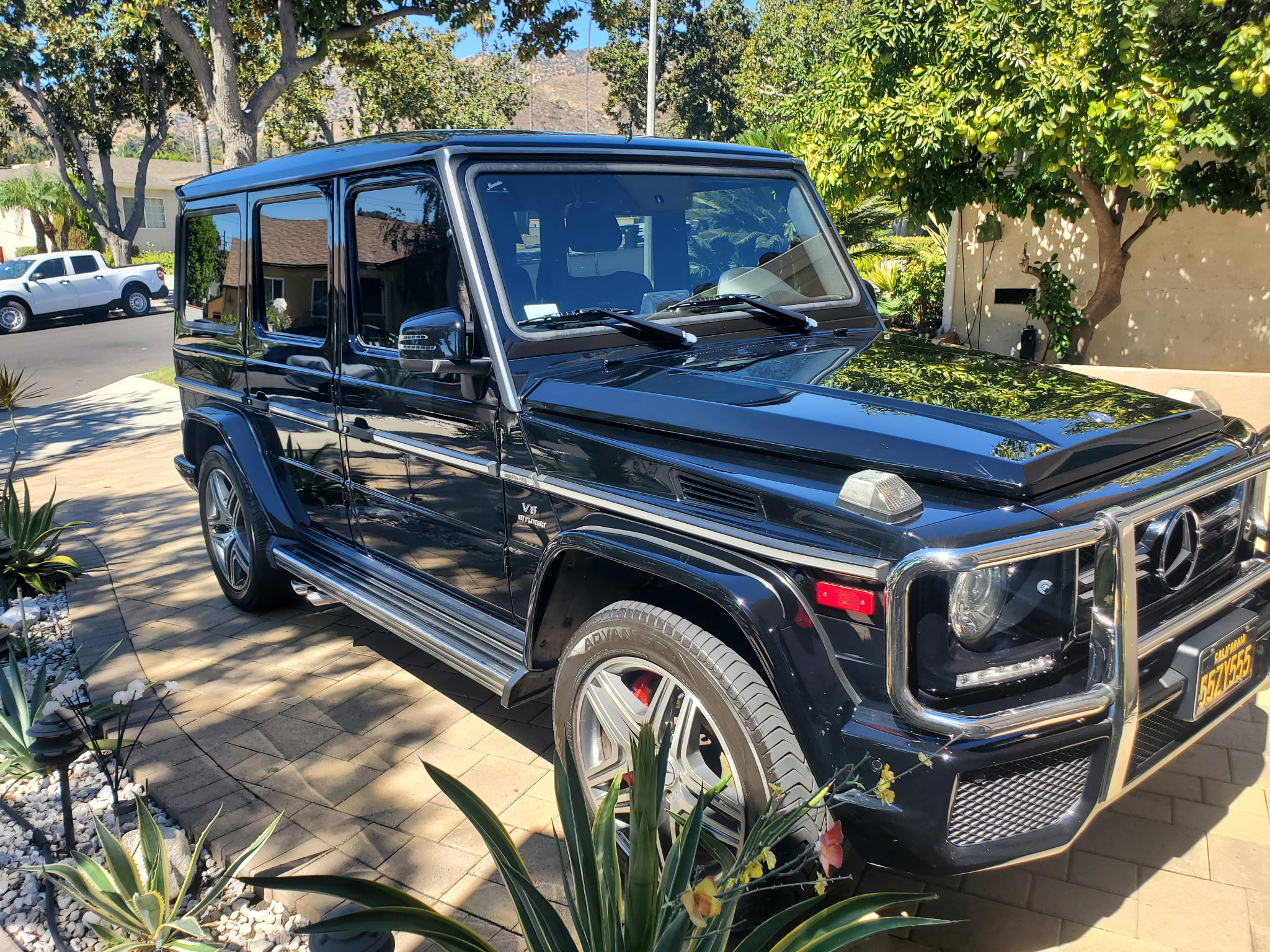 Used 2015 Mercedes-Benz G 63 AMG 4MATIC image 1