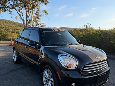 Used 2014 MINI Cooper Countryman FWD image 6