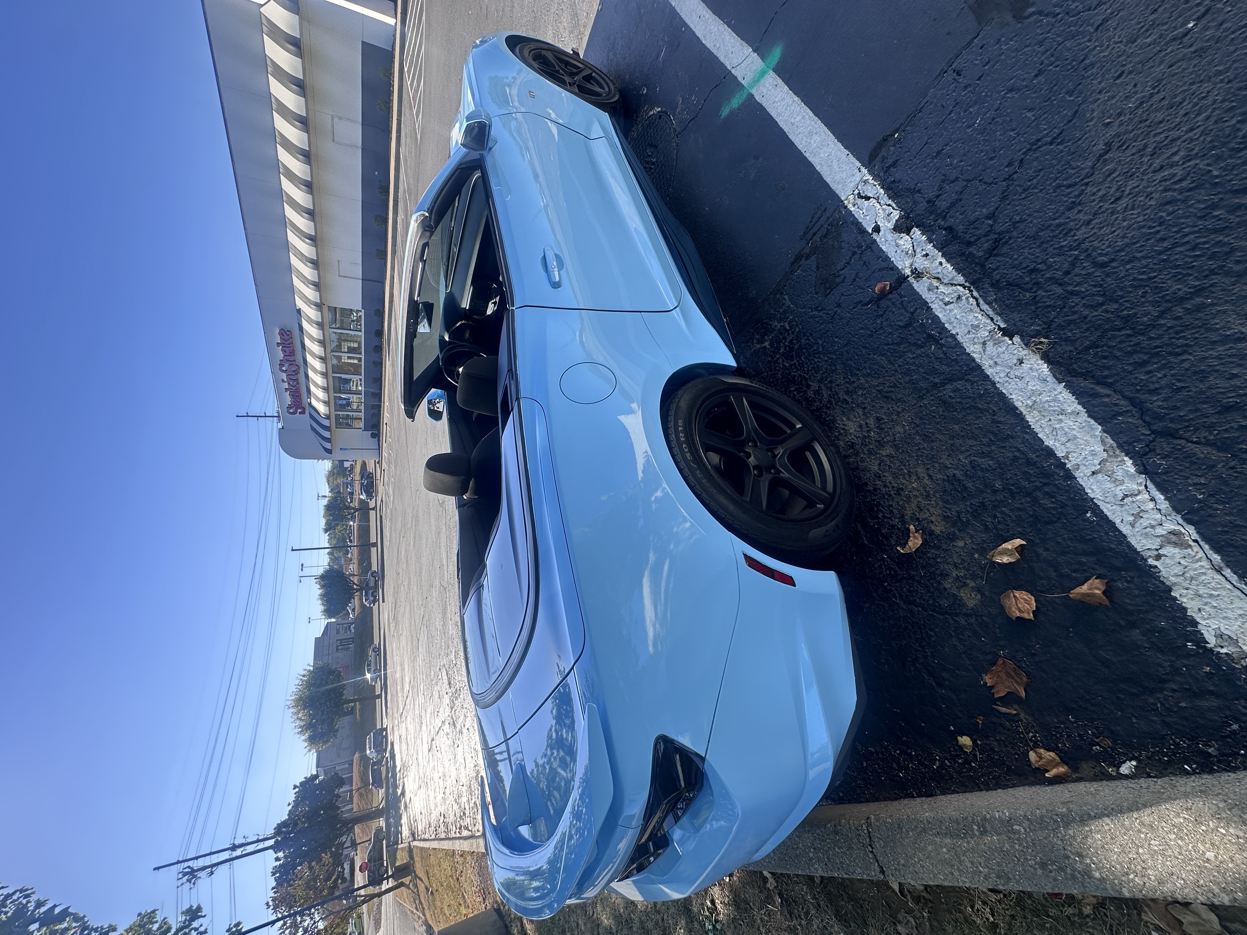 Used 2019 Chevrolet Camaro LT RWD image 4