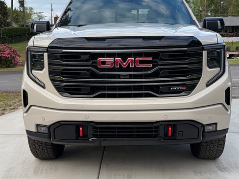 Used 2026 GMC Sierra 1500 AT4 w/ AT4 Premium Package image 13