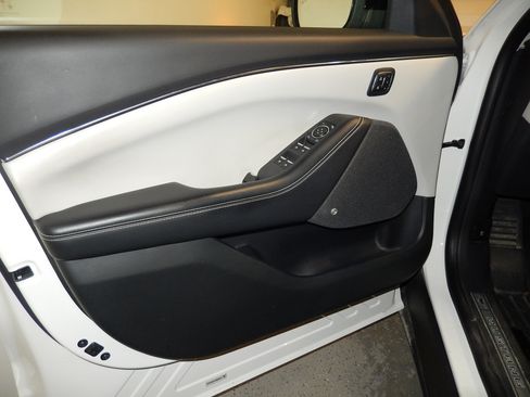 Used 2021 Ford Mustang Mach-E Premium AWD/4WD image 15