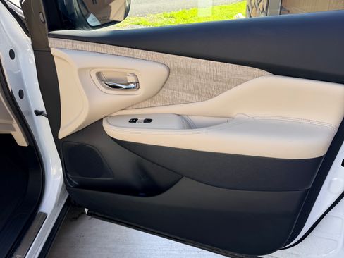 Used 2024 Nissan Murano SL AWD/4WD image 18